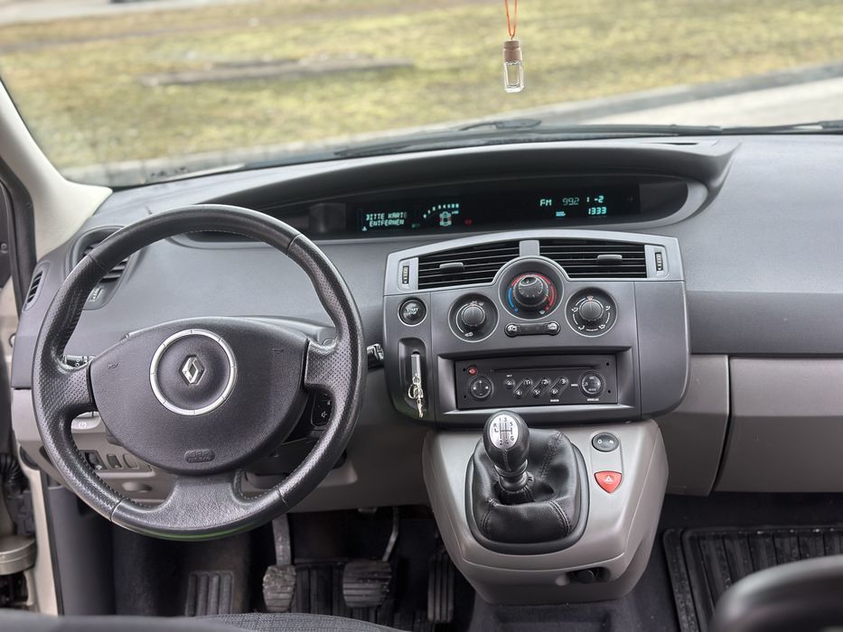 Продам Renault Scenic у гарному станi
