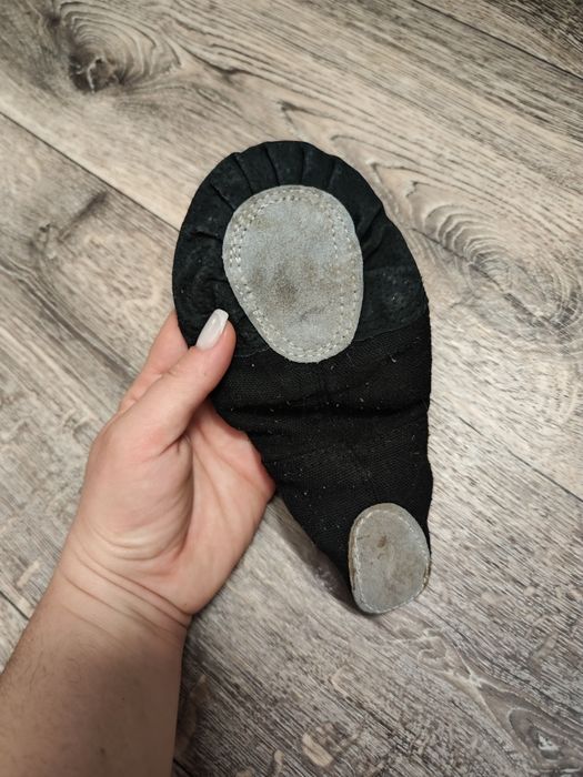 Продам балетки дитячі,продам чешки для танців