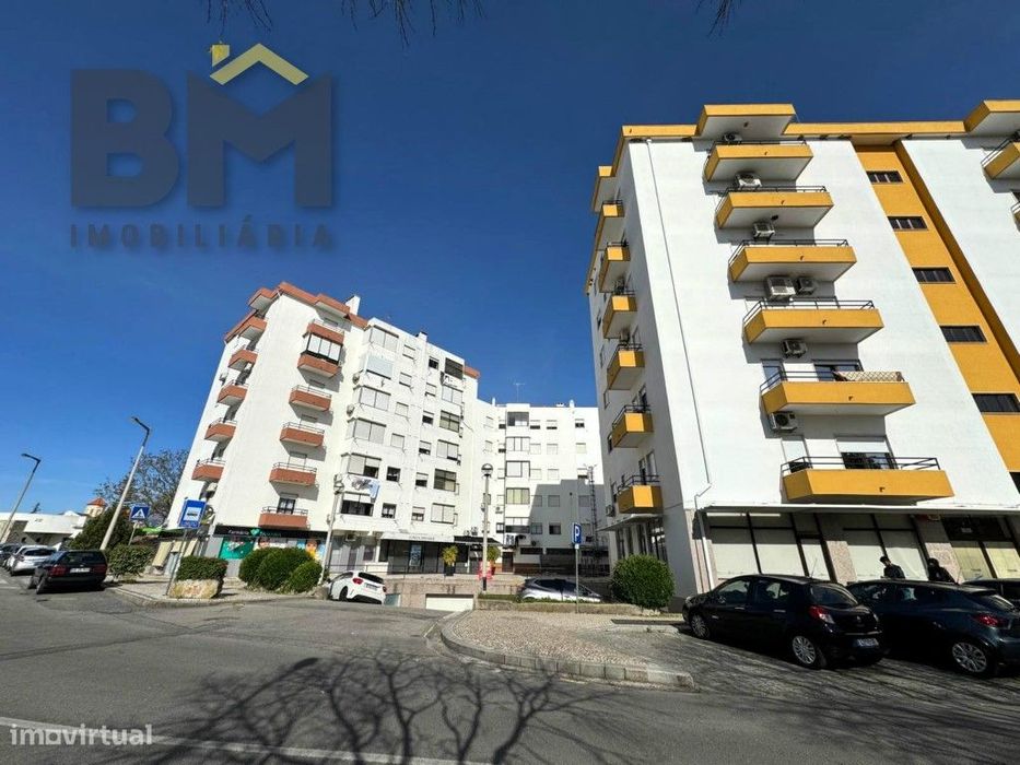 Garagem para venda no centro da cidade de Castelo Branco!
