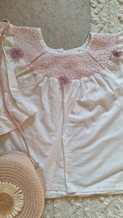 Elegancka biała bluzeczka rozm 140e