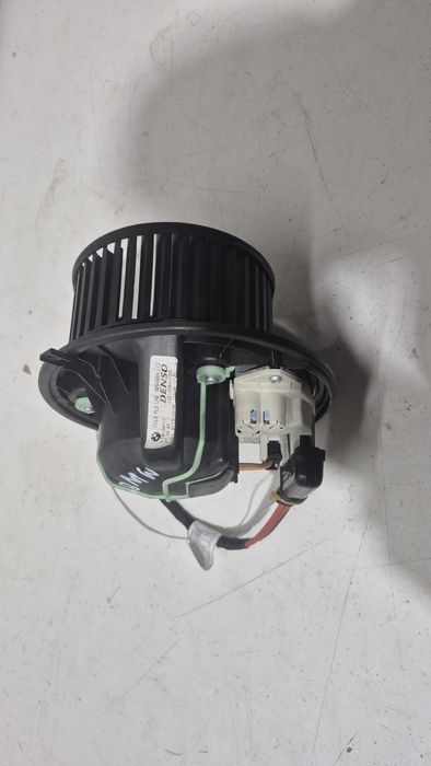 Wentylator dmuchawa nawiewu BMW E91  6411.693.3663-06