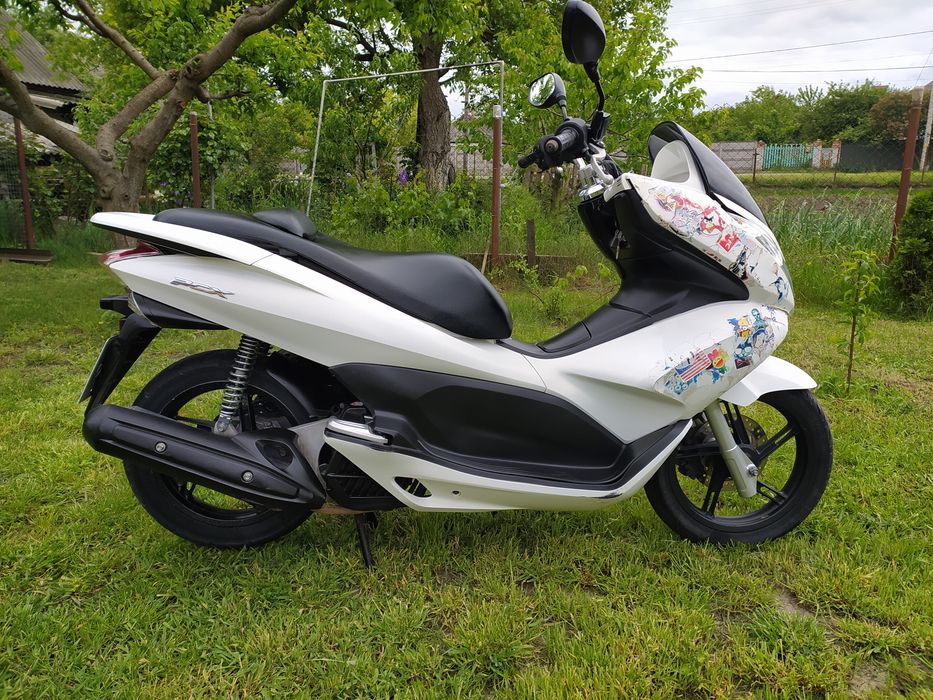 Продам японський Макс скутер HONDA  PCX. 125.