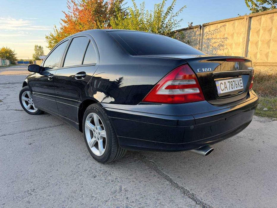 Mercedes-Benz C-Class W203