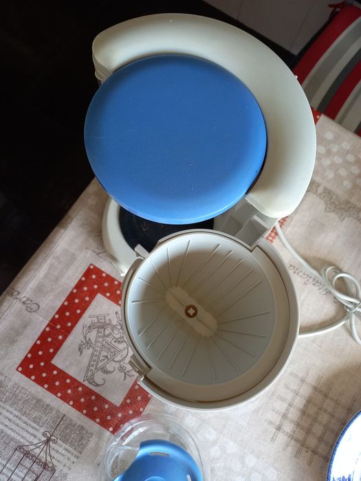Electric Coffee Maker425651289436999682