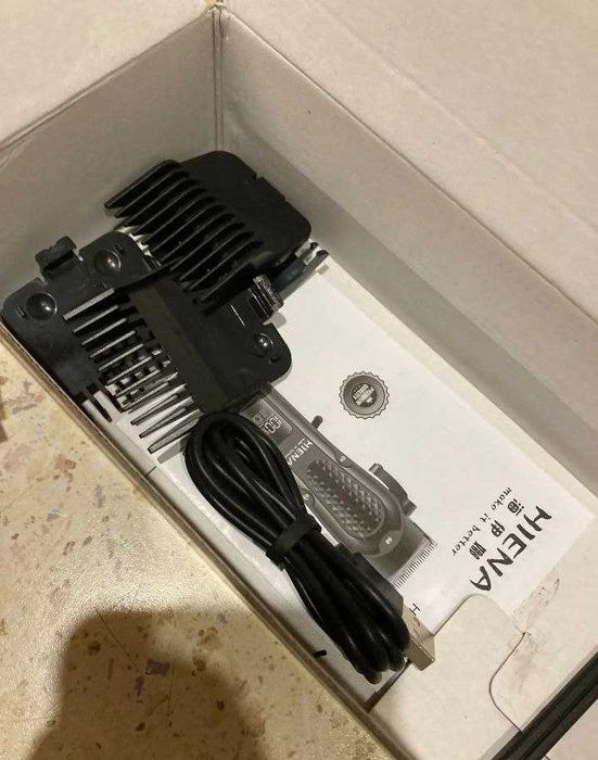 Профессиональный триммер HIENA