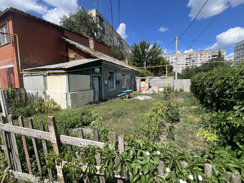 Срочно продам 3-к на землі в центрі під бізнес