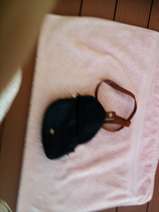 Mała zgrabna torebka Dorothy Perkins - długi pasek !!!