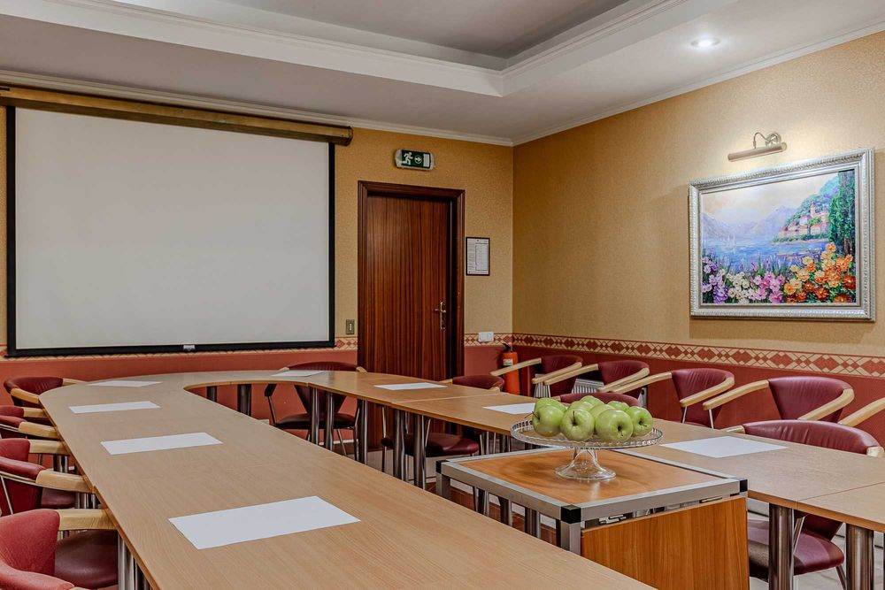 Сдается конференц-зал. Аренда. Почасово. м. Крещатик