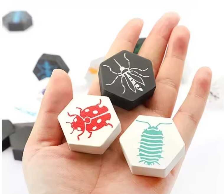 Гра Вулик гра Hive 3 доповнення Сонечко /Москіт/Мокриця/  стратегічна