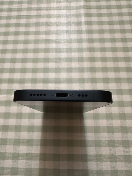 Продам iphone 13 128gb