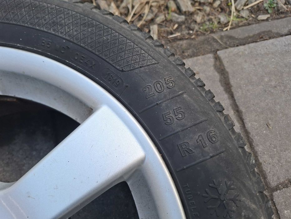 Felgi aluminiowe koła 16 cali VW Golf 5 Touran 5x112 Audi Seat