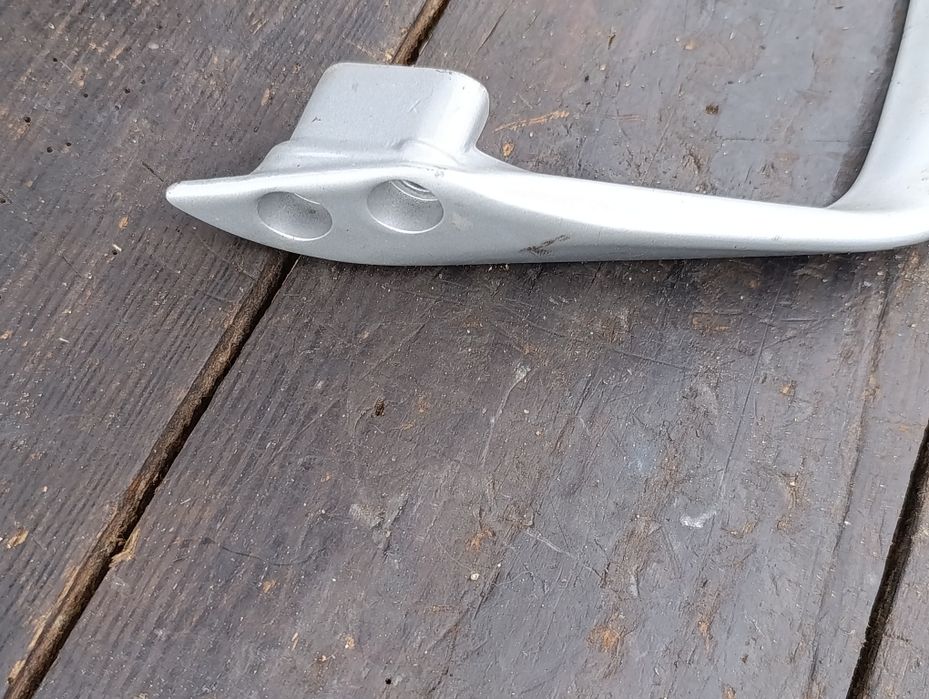 Tylny uchwyt pasażera Honda CBR 125 jc34 rączka