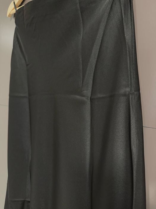 Нова атласна спідниця міді р.С