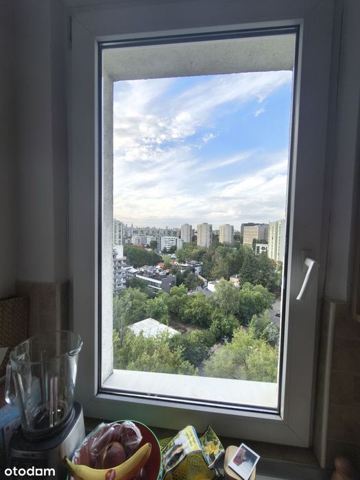 3 pokoje z panoramicznym widokiem 13p, blisko metra, do remontu