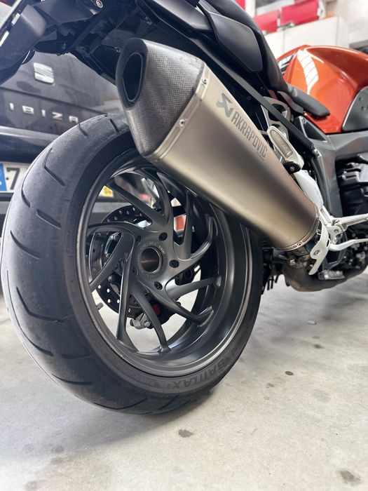 Bmw K1300r imaculada