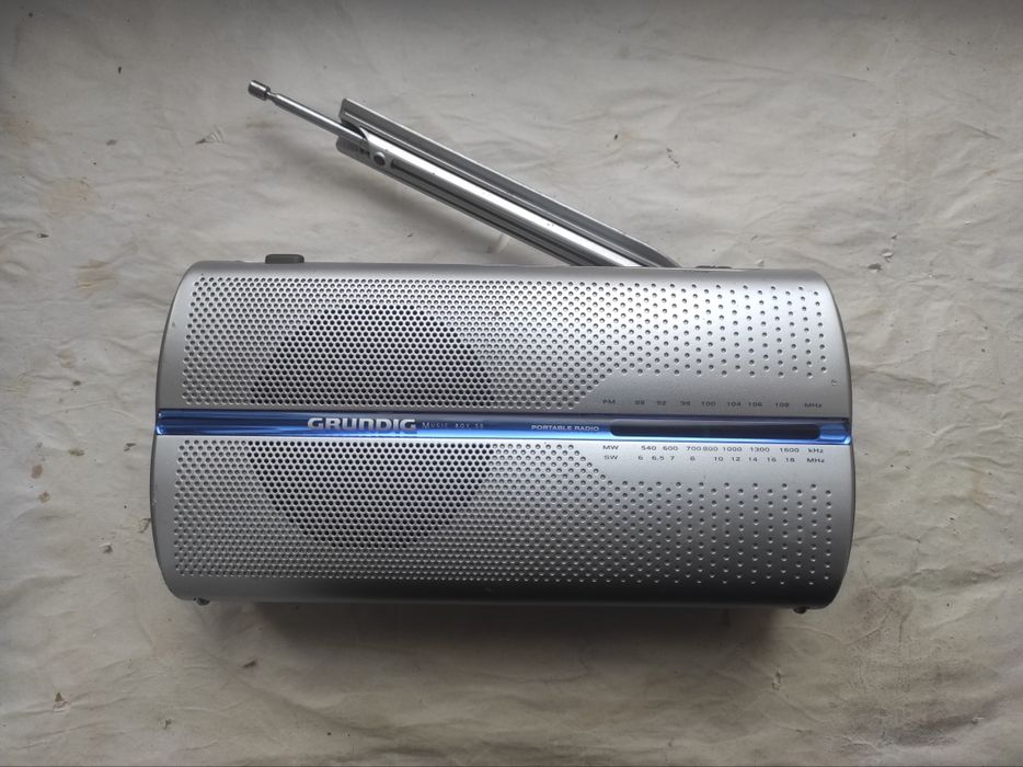 Радиоприемник Grundig music boy 50