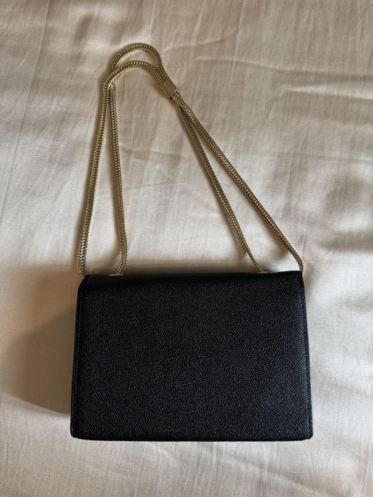 Mala tipo clutch preta – estilo inspirado em designer