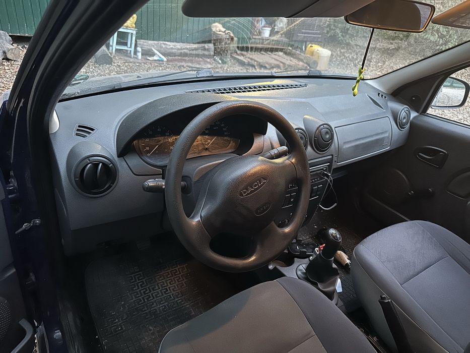 Продам Dacia Logan mcv 2009