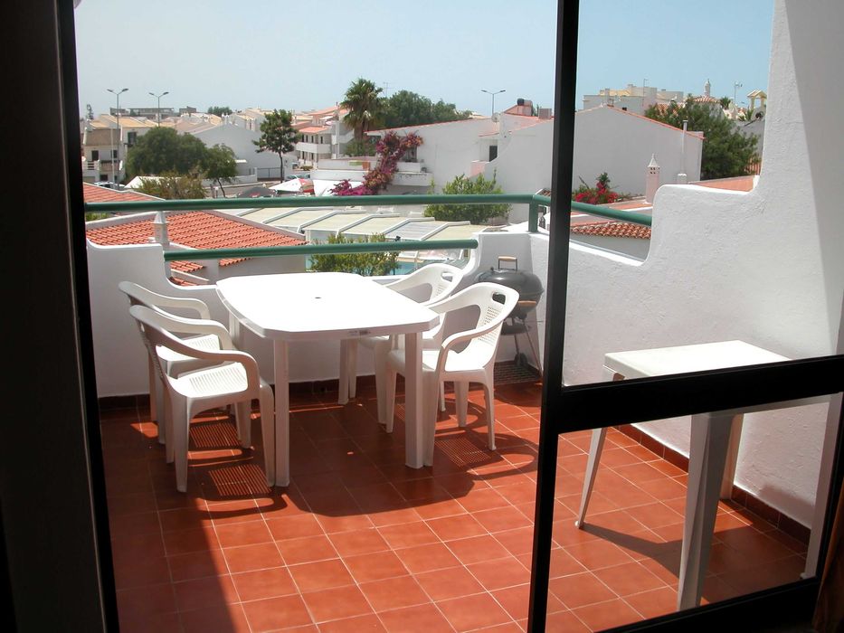 Promo: Setembro T1 Albufeira c/ Piscina + estacionamento privado a 600m da Praia Oura (490€/sem)