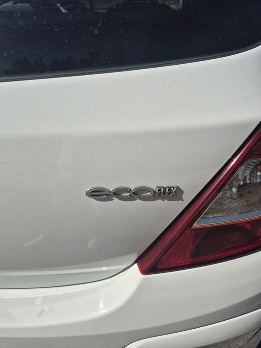 Opel Corsa 2014 com Ac foto 4