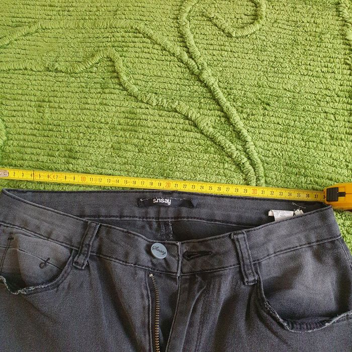 Czarno-szare spodnie sinsay