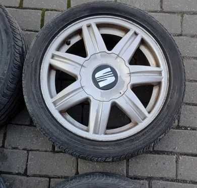 Felgi aluminiowe 5x100 16 Fabia Polo Leon Audi Yaris (2020)