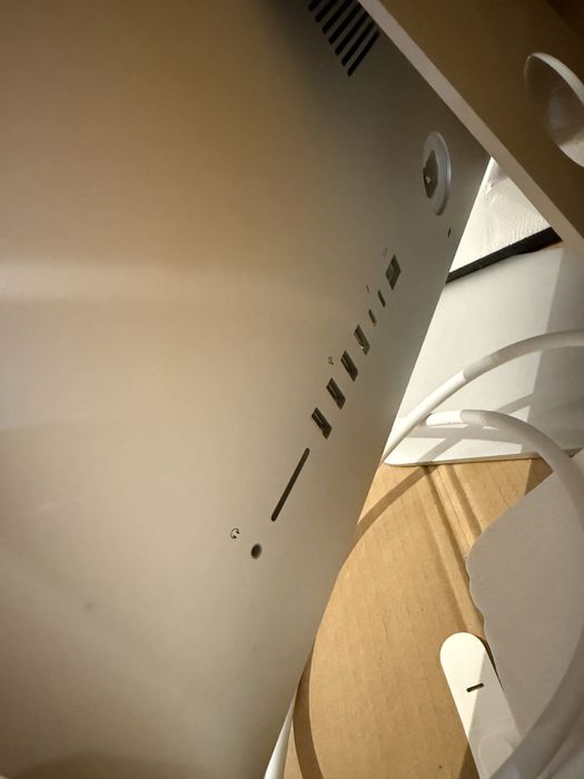 iMac 21,5" (2017) - Como Novo | Caixa Original + Acessórios