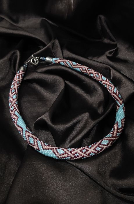 Прикраси з бісеру від 500гр.