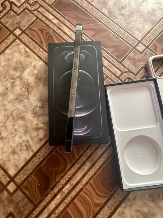 iPhone 12 Pro Max на 128GB