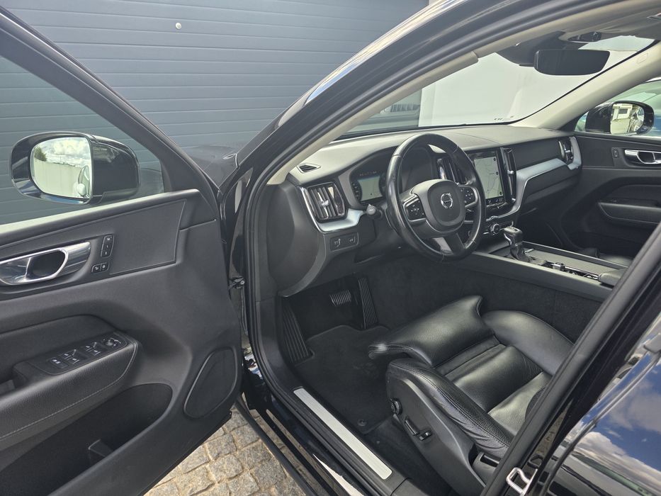 Volvo XC60 D4 AWD Geartronic Moment