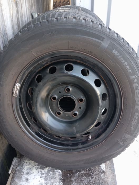 Продам зимову резину hankook