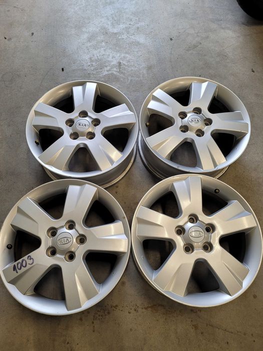 Komplet felg KIA R 17 rozstaw 5x114,3 ET54 J6,5