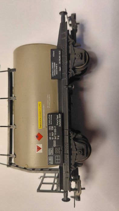 Model PIKO wagonu cysterny w skali H0