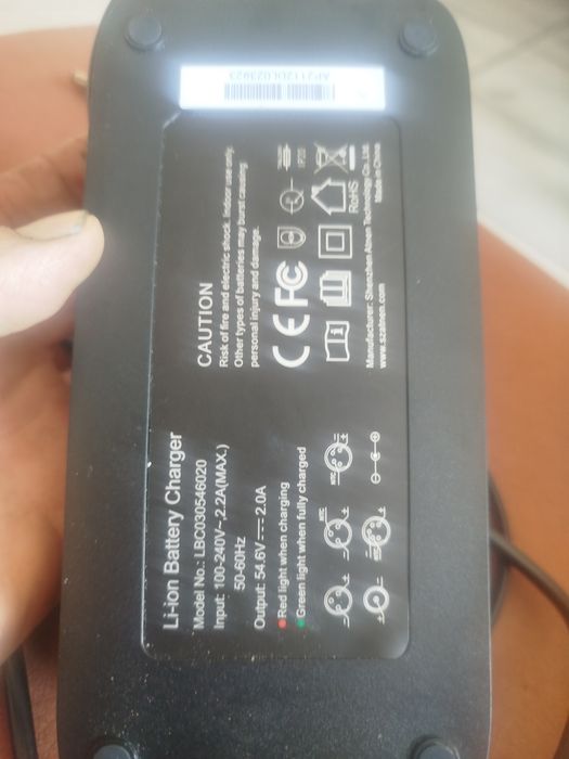 Ładowarka orginał do hulajnogi lub  bike  baterie 48v
