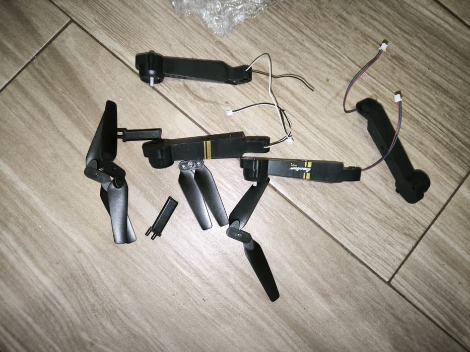 Braços + Motores + Hélices para Drone Eachine E58 / JY019