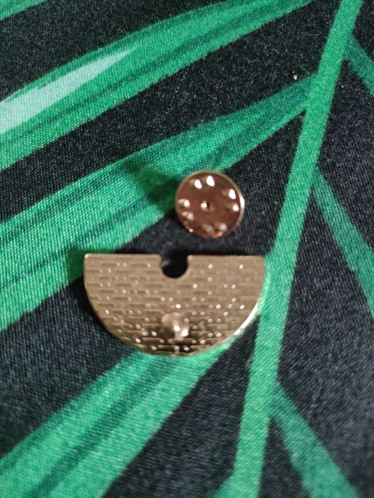 Przypinka pin broszka tęcza