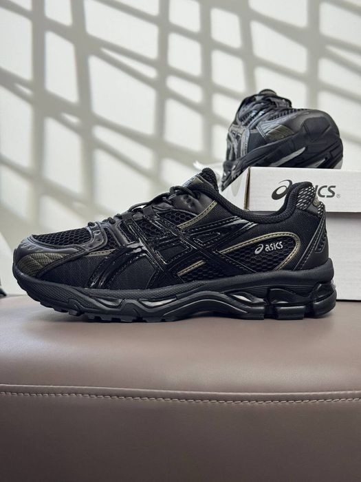 7 кольорів GEL-NIMBUS 10.1 (37-45)