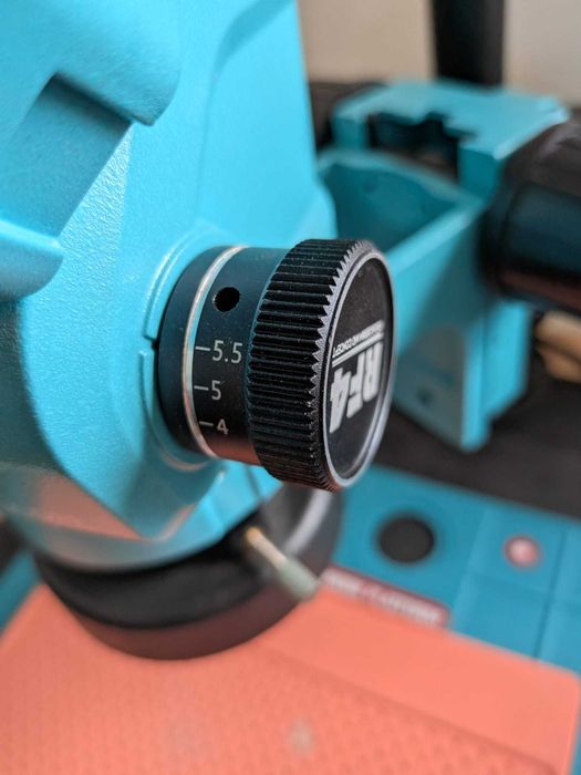 Microscópio Trinocular RF4 com camera 2K