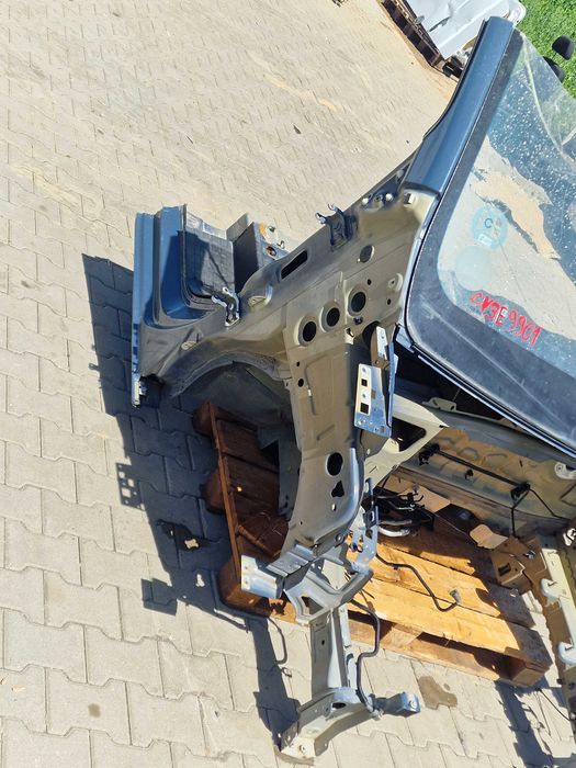 Ćwiartka Przednia Prawa Kabiny Słupek Próg Citroen Jumpy III / Expert CY3E9901