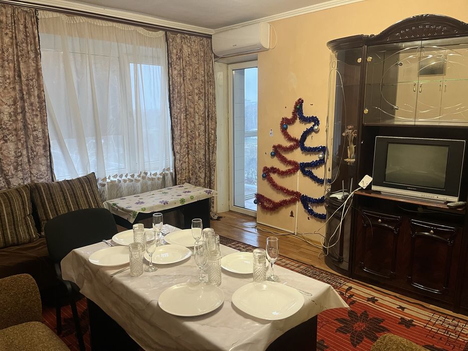 2х кімнатна квартира з чудовим виглядом на місто)