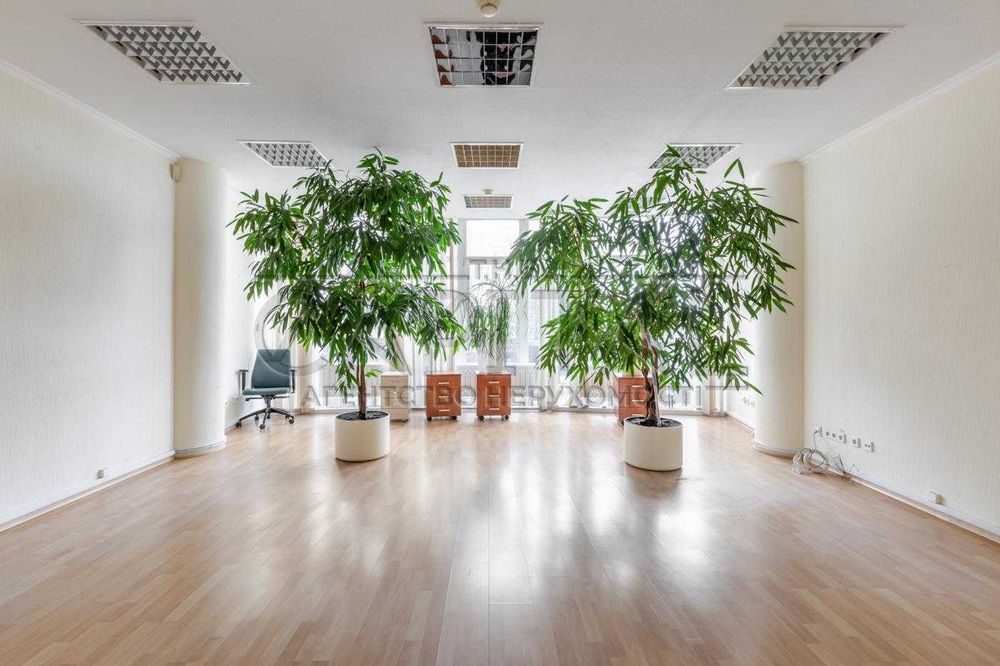 Оренда офісу, вул. Андрія Аболмасова, Дніпровський р-н, Русанівка