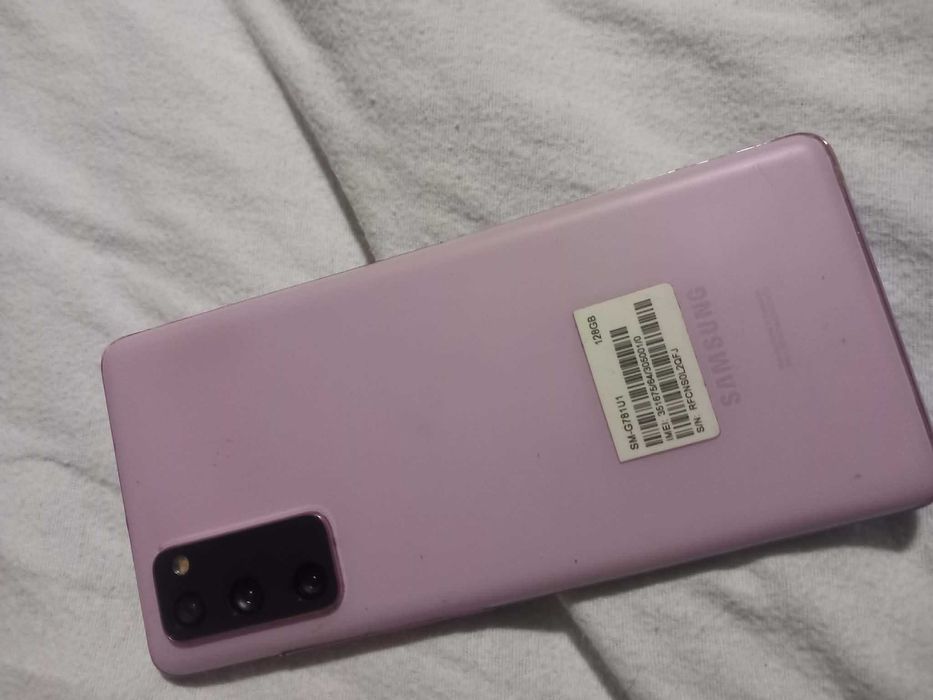 Vendo ou troco telemóvel