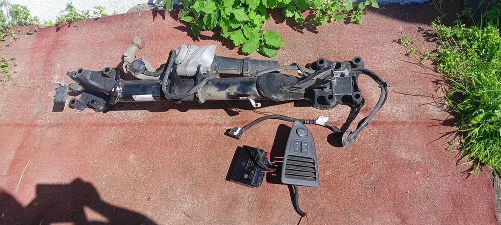 Touareg 760 hak holowniczy elektryczny