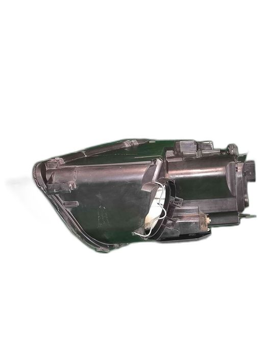 Ótica / Farol Esquerdo AUDI A3 Sportback 8P0941003L (OEM) | 0301206601 (OEM)