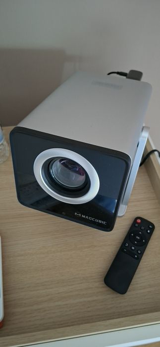 Projector Magcubic X7