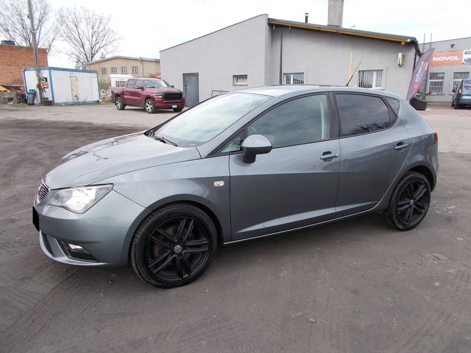 Seat Ibiza 1.6TDI 105KM 5 Drzwi Lifting Serwisowany Oryginalny Lakier Tempomat