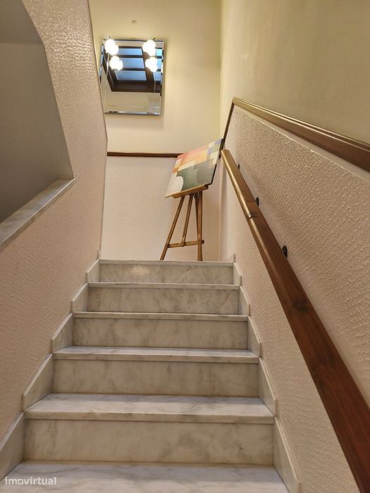 Moradia T5 com terraço e varanda em Óbidos