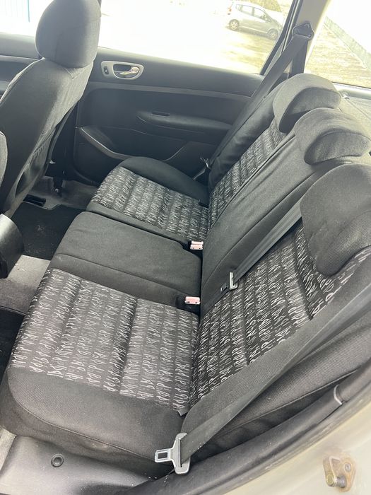 Peugeot 307 1.4 hdi — photo 5