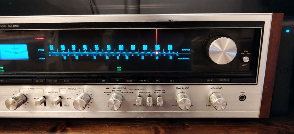 Amplituner PIONEER SX-838 hi-fi stereo. Vintage