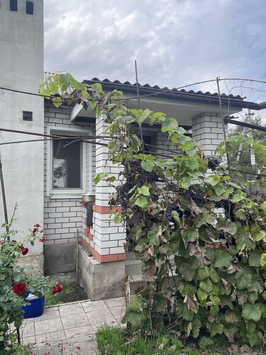 Здам півбудинку на Північному